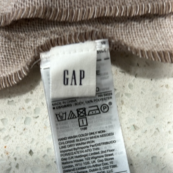 Gap beige with yellow stripe soft wrap - Picture 2 of 10
